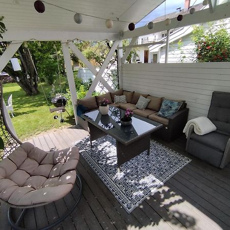Guest House In The Garden Hokksund Стая снимка